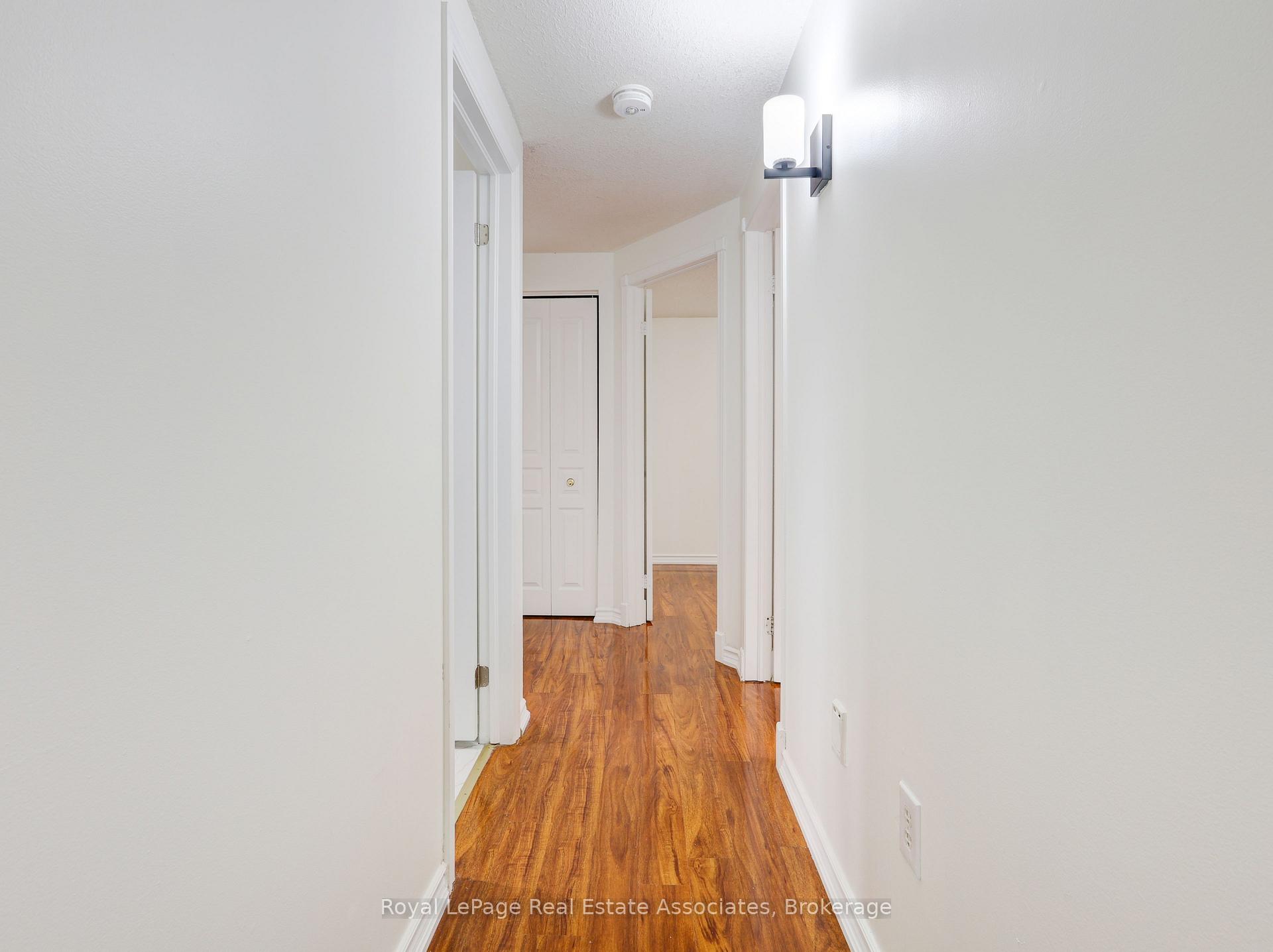 Photo 14 of 26 Mclachlan Place, Guelph, Willow West/Sugarbush/West Acres — HOMEH