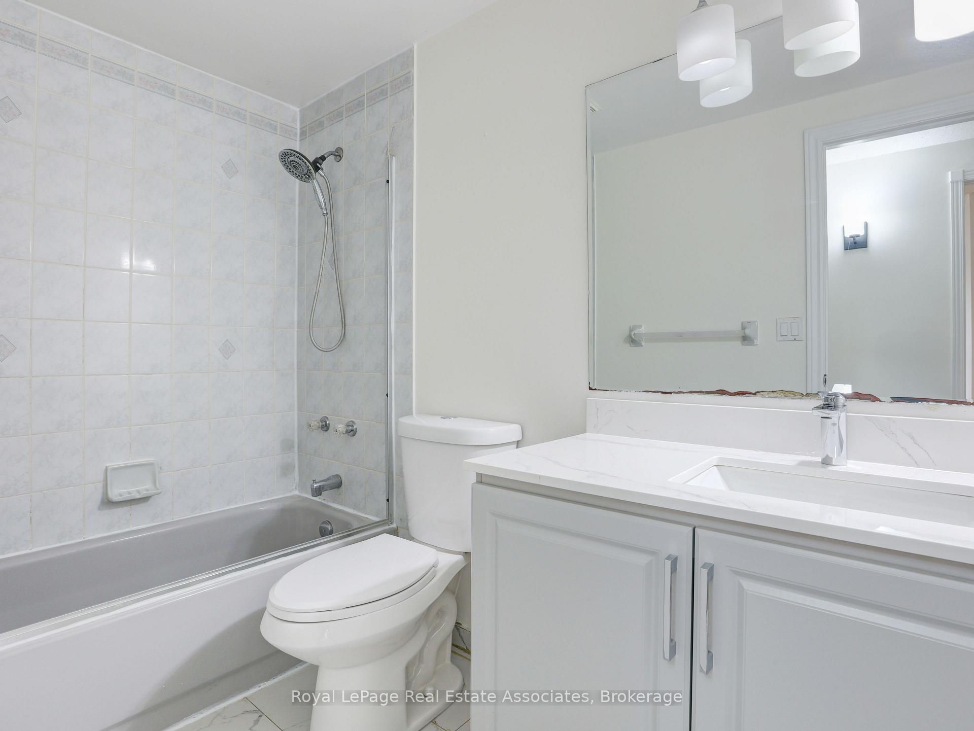 Photo 19 of 26 Mclachlan Place, Guelph, Willow West/Sugarbush/West Acres — HOMEH