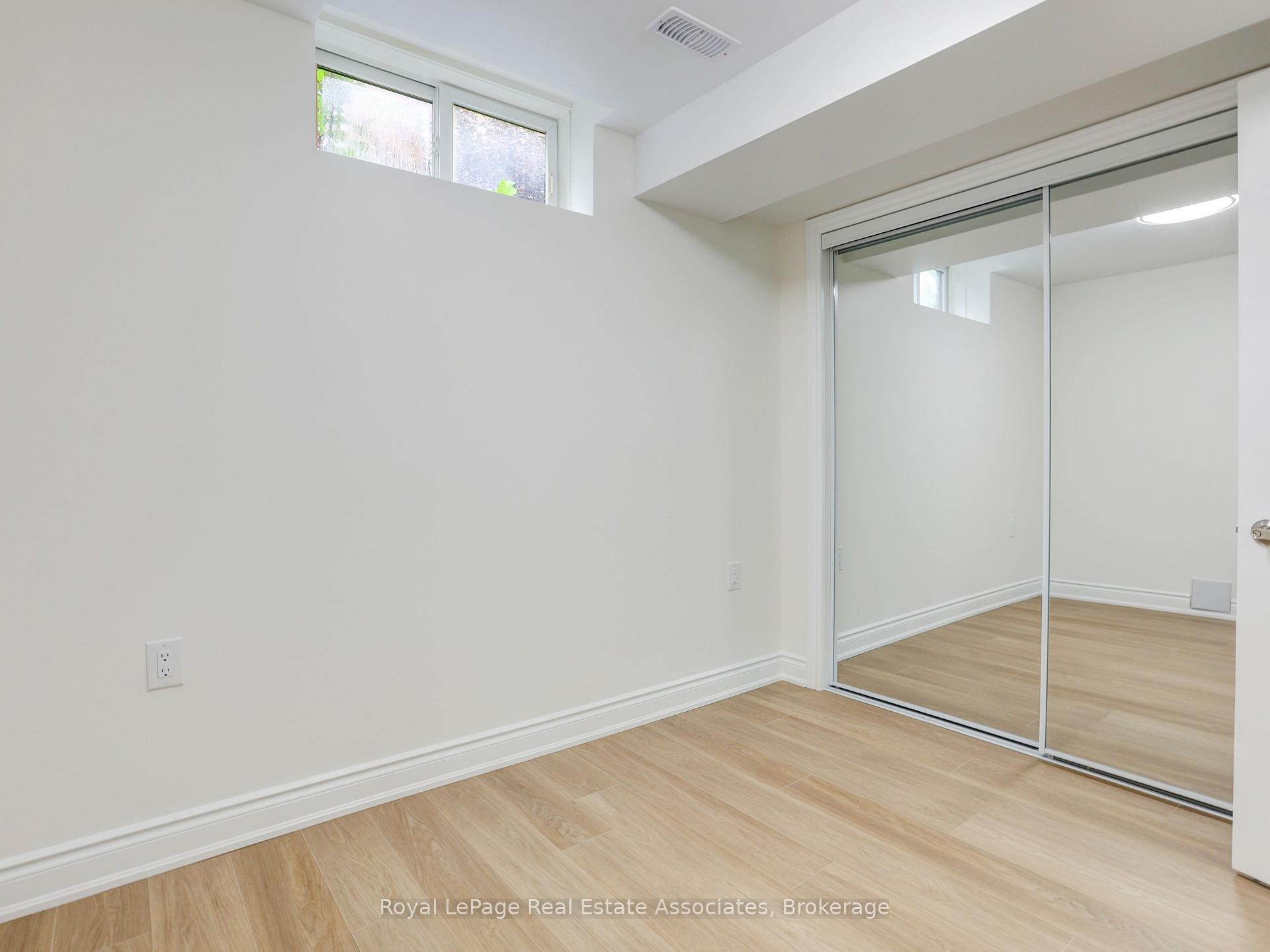 Photo 34 of 26 Mclachlan Place, Guelph, Willow West/Sugarbush/West Acres — HOMEH