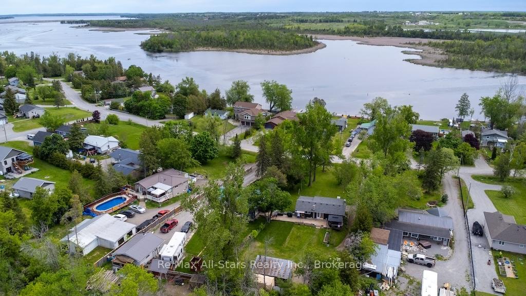 Photo 38 of 9 Riverside Drive, Kawartha Lakes, Lindsay — HOMEH