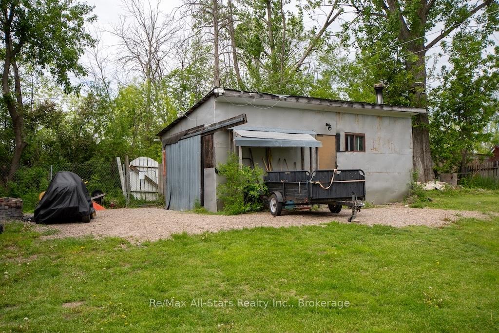 Photo 39 of 9 Riverside Drive, Kawartha Lakes, Lindsay — HOMEH