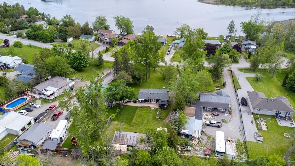 Photo 41 of 9 Riverside Drive, Kawartha Lakes, Lindsay — HOMEH