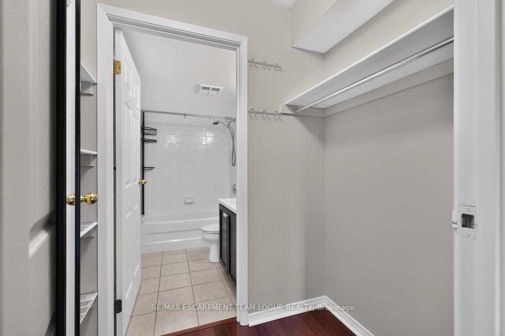 Photo 27 of Unit 212, 3499 Upper Middle Road, Burlington, Headon — HOMEH