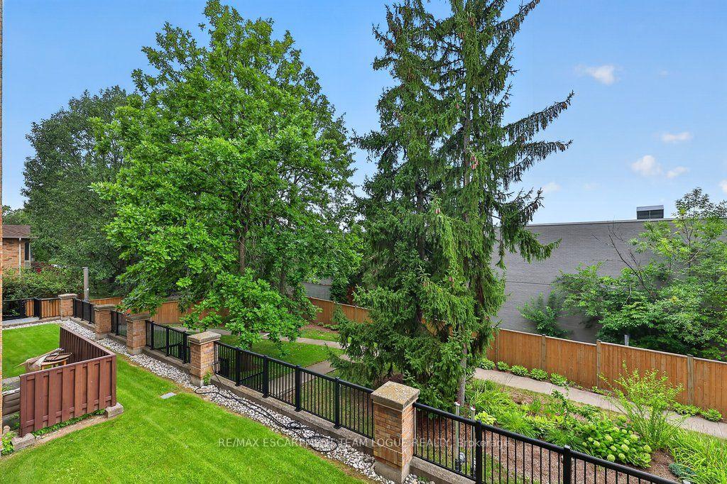Photo 40 of Unit 212, 3499 Upper Middle Road, Burlington, Headon — HOMEH