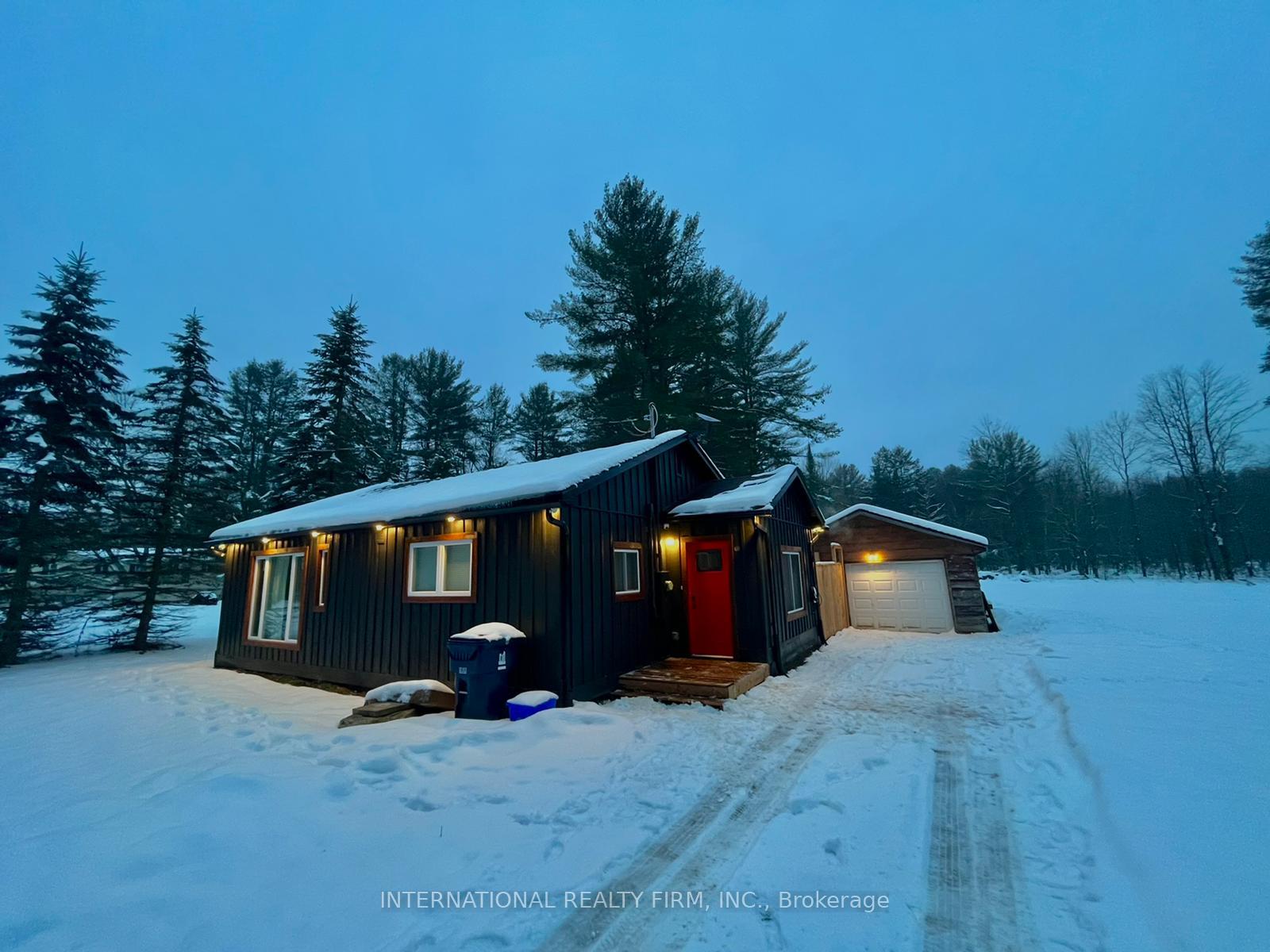 Photo 1 of 1746 Gravenhurst Parkway, Gravenhurst, Muskoka (S) — HOMEH