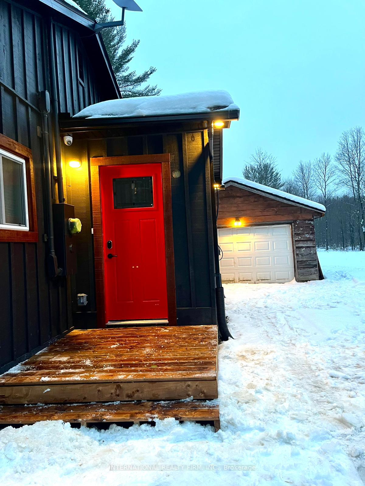 Photo 2 of 1746 Gravenhurst Parkway, Gravenhurst, Muskoka (S) — HOMEH
