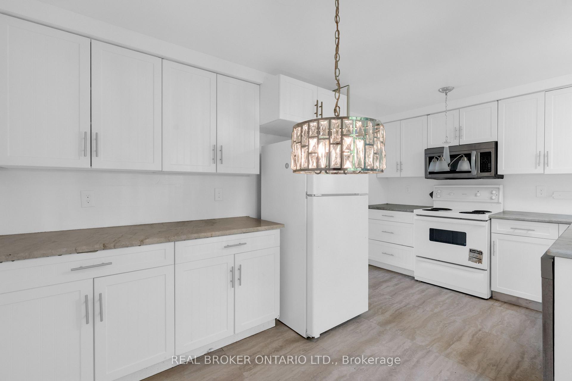 Photo 7 of 57 Bernick Drive, Barrie, Grove East — HOMEH