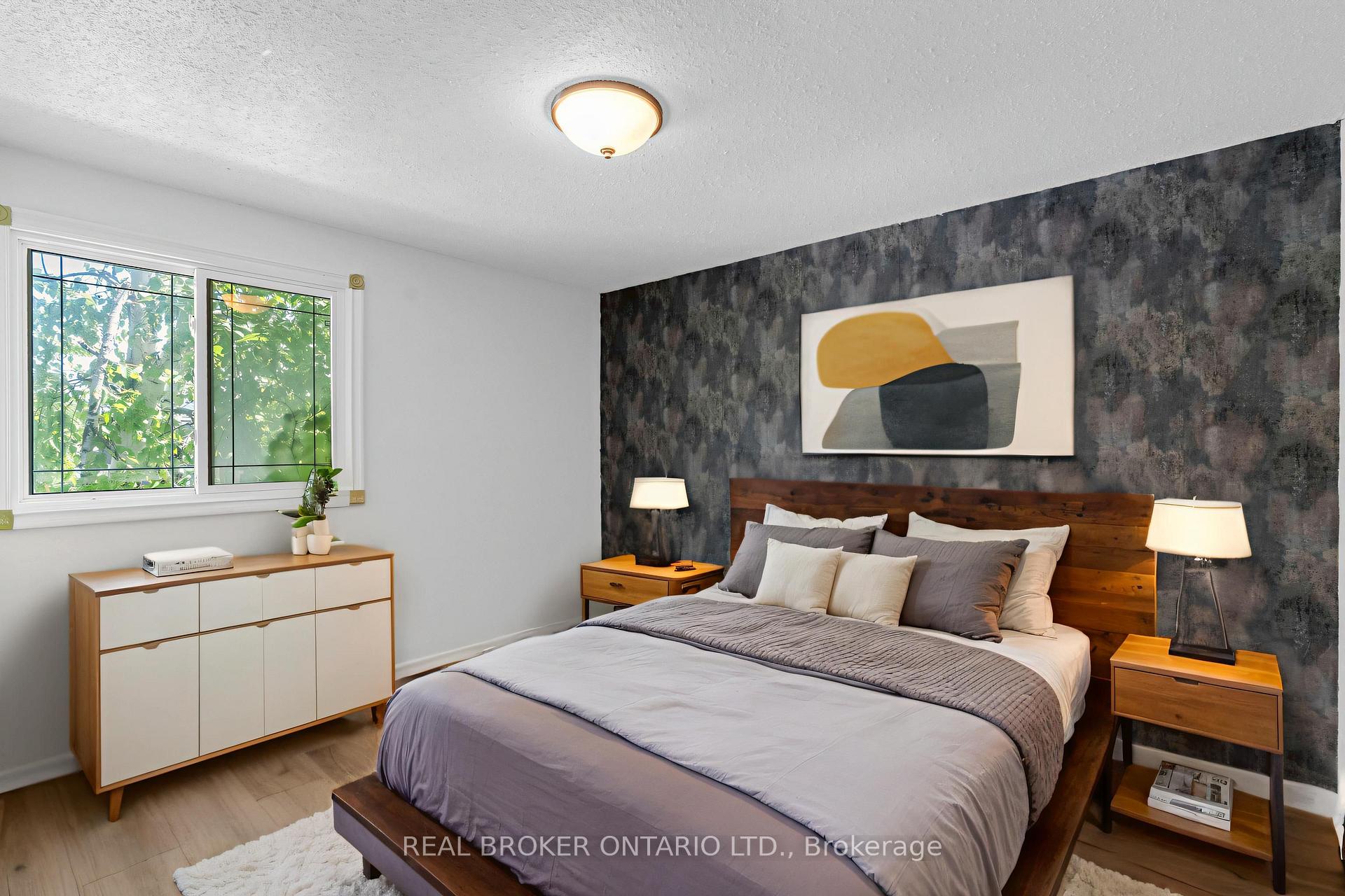 Photo 21 of 57 Bernick Drive, Barrie, Grove East — HOMEH