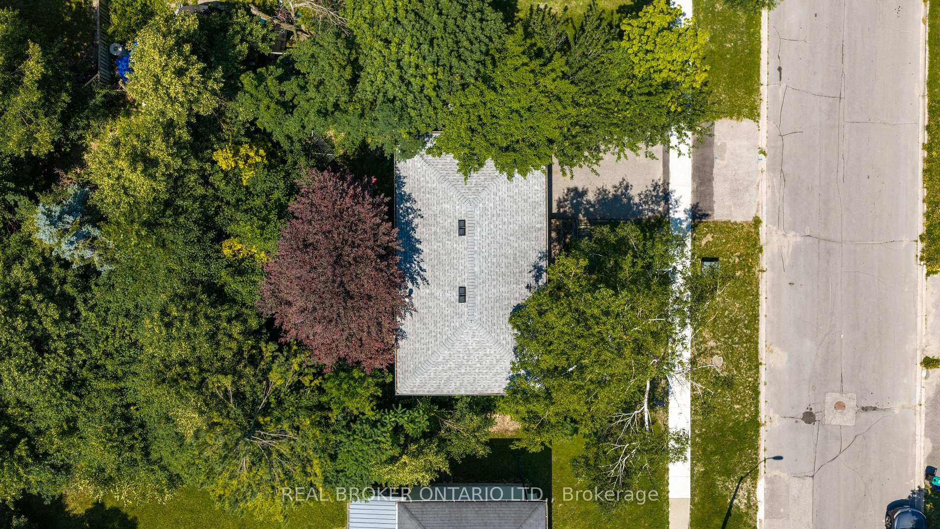 Photo 30 of 57 Bernick Drive, Barrie, Grove East — HOMEH