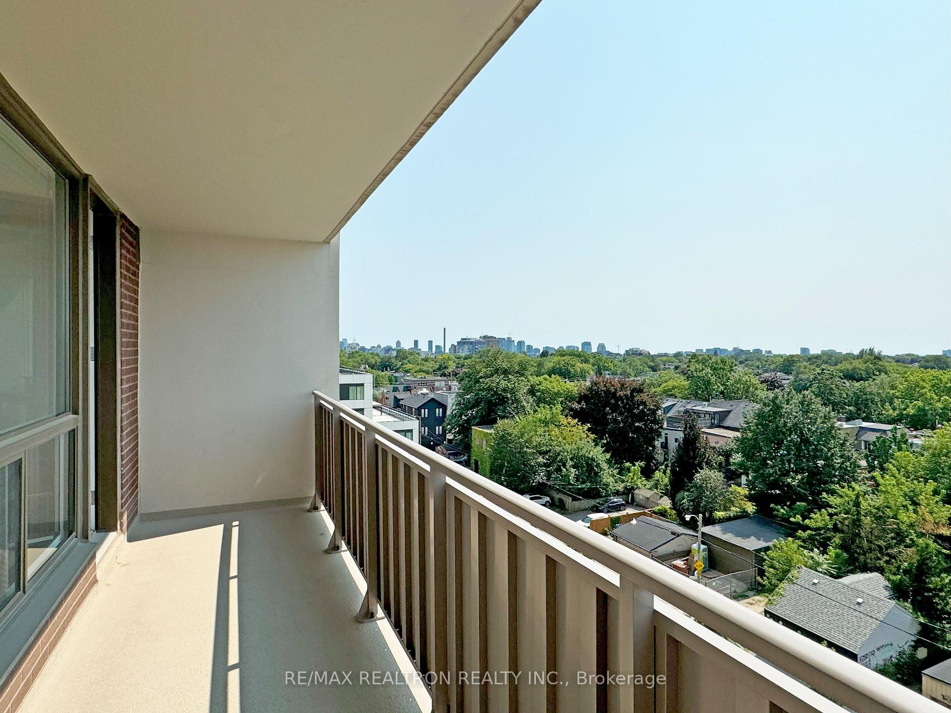Photo 33 of Unit 812, 666 Spadina Avenue, Toronto, University — HOMEH