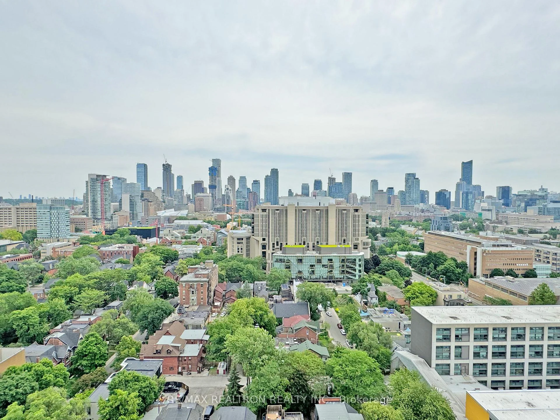 Photo 31 of Unit 812, 666 Spadina Avenue, Toronto, University — HOMEH