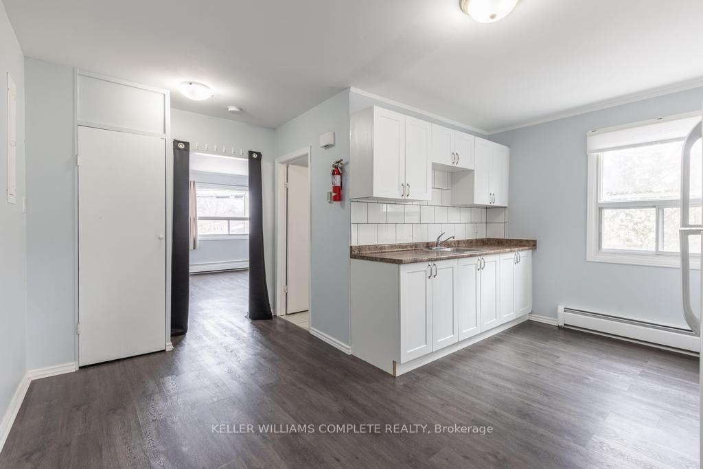 Photo 7 of Unit 3E, 3-5 Olive Street, Grimsby, Grimsby Beach — HOMEH