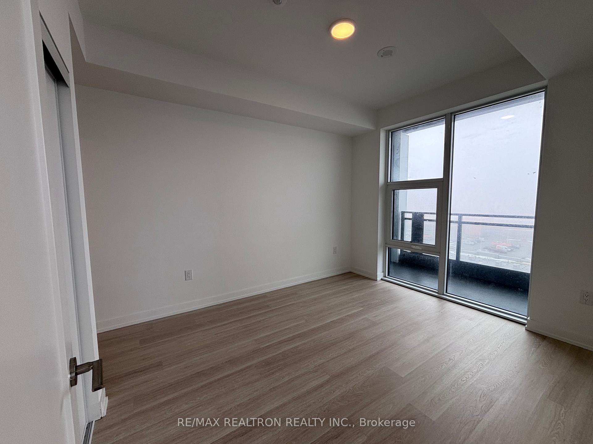 Photo 6 of Unit 1009, 9763 Markham Road, Markham, Greensborough — HOMEH
