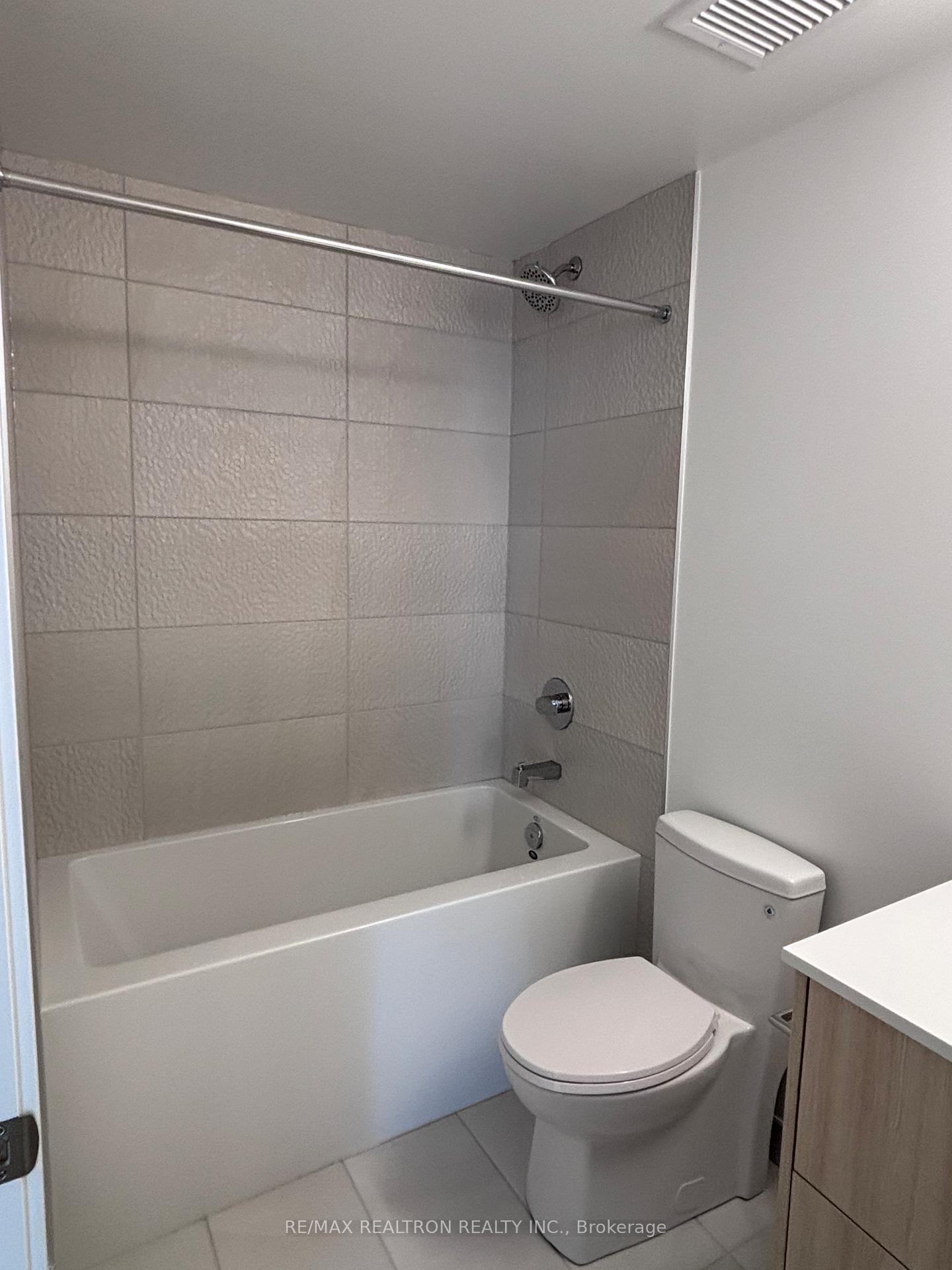 Photo 7 of Unit 1009, 9763 Markham Road, Markham, Greensborough — HOMEH