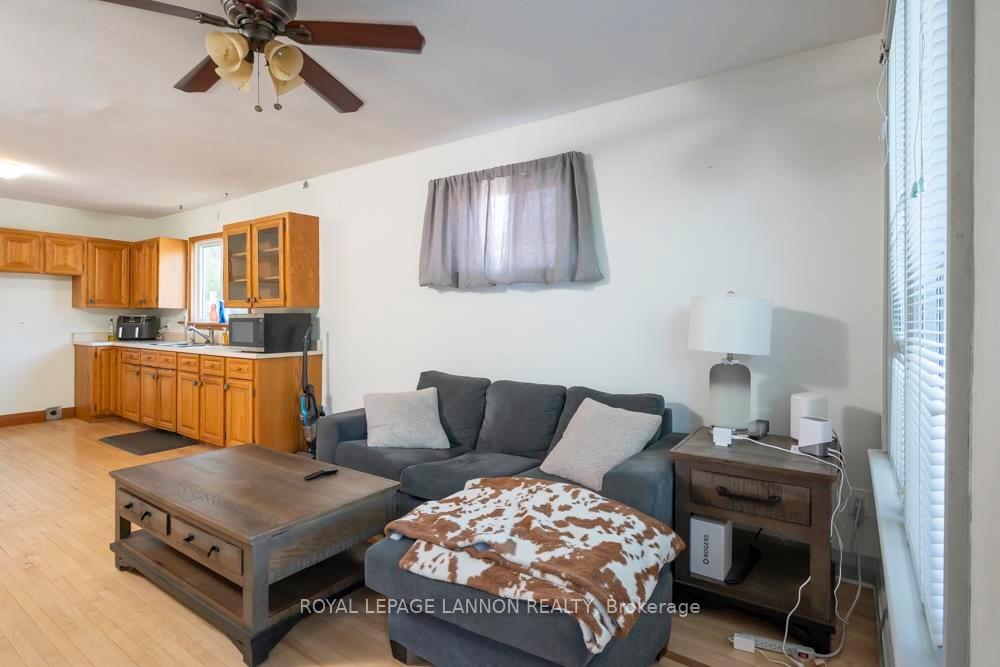 Photo 5 of 185 Empress St S, Thunder Bay, West End — HOMEH