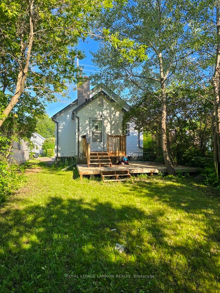 Photo 30 of 185 Empress St S, Thunder Bay, West End — HOMEH