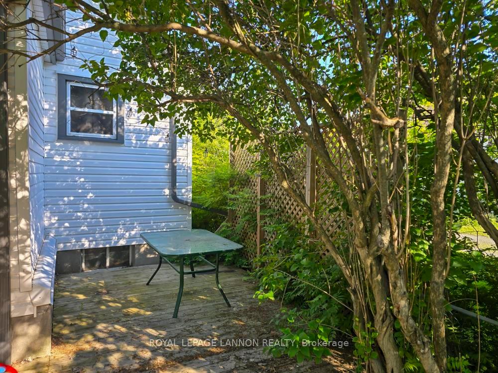 Photo 33 of 185 Empress St S, Thunder Bay, West End — HOMEH