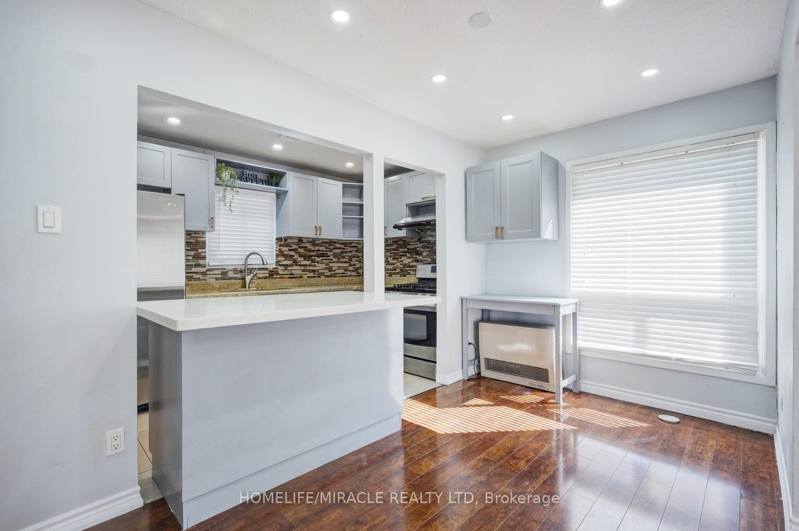 Photo 5 of 46 Jackman Drive, Brampton, Northgate — HOMEH