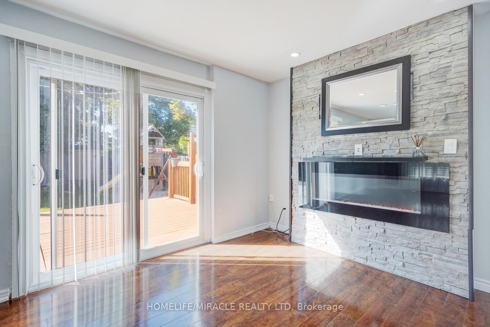 Photo 15 of 46 Jackman Drive, Brampton, Northgate — HOMEH