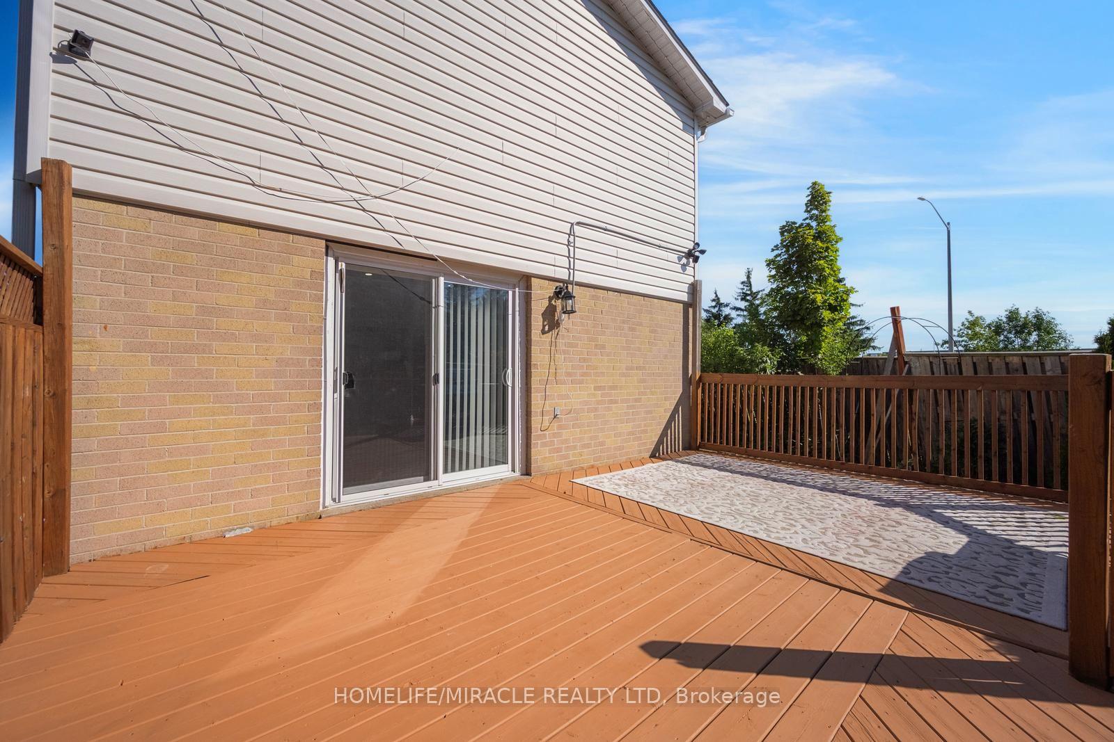 Photo 17 of 46 Jackman Drive, Brampton, Northgate — HOMEH
