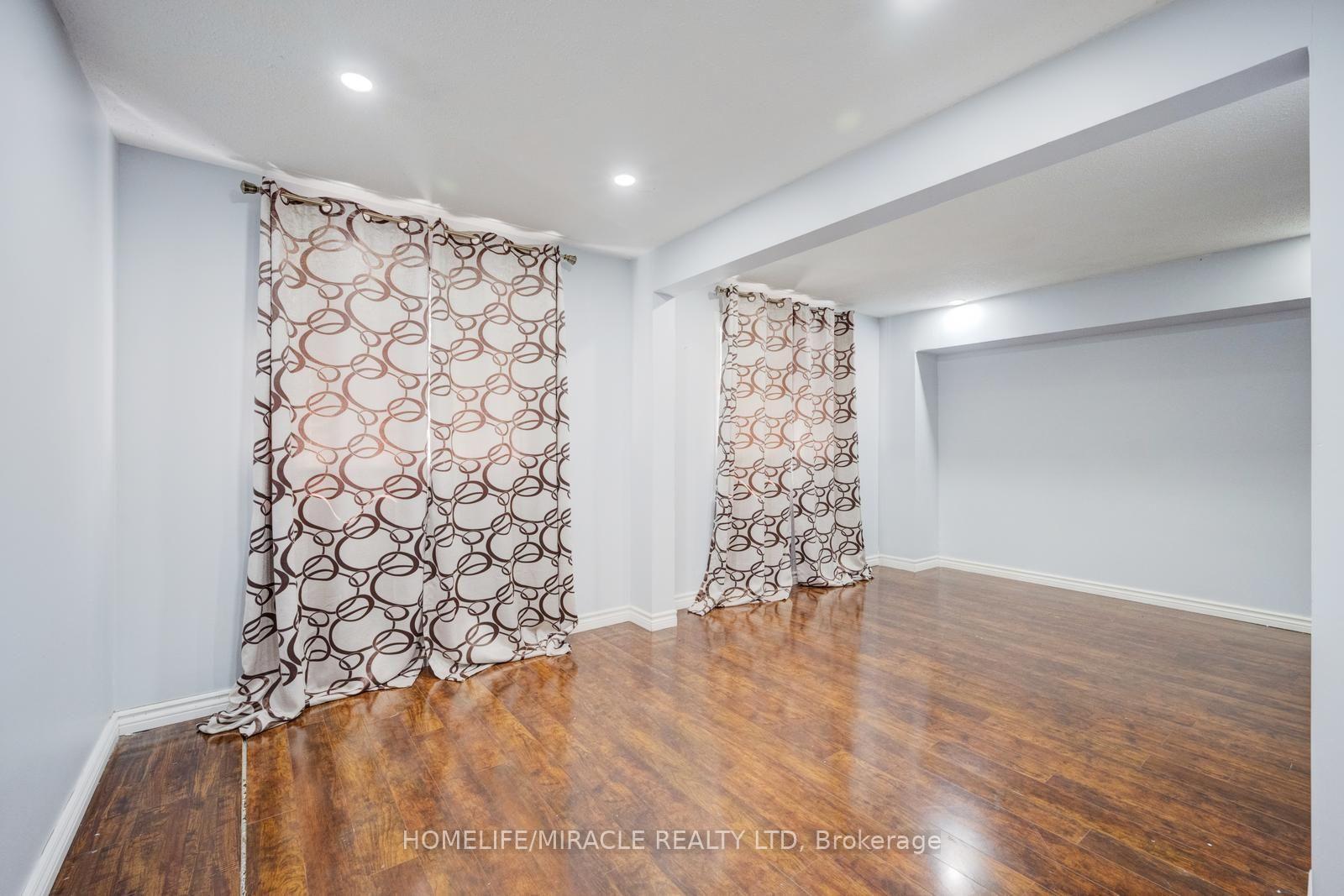 Photo 26 of 46 Jackman Drive, Brampton, Northgate — HOMEH