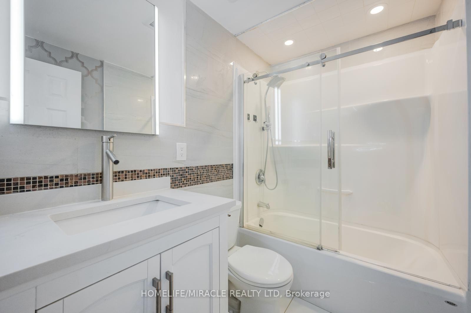 Photo 32 of 46 Jackman Drive, Brampton, Northgate — HOMEH