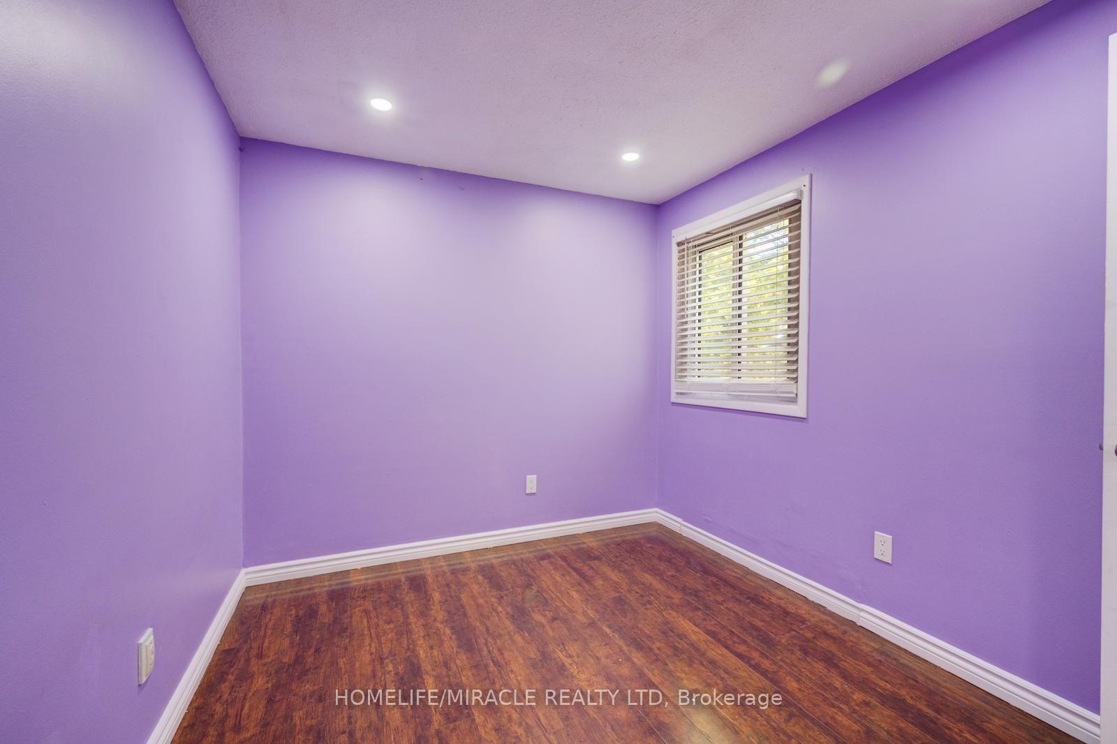 Photo 33 of 46 Jackman Drive, Brampton, Northgate — HOMEH