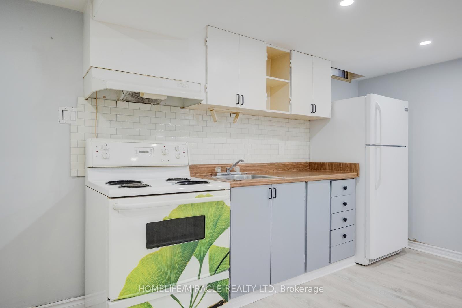 Photo 38 of 46 Jackman Drive, Brampton, Northgate — HOMEH