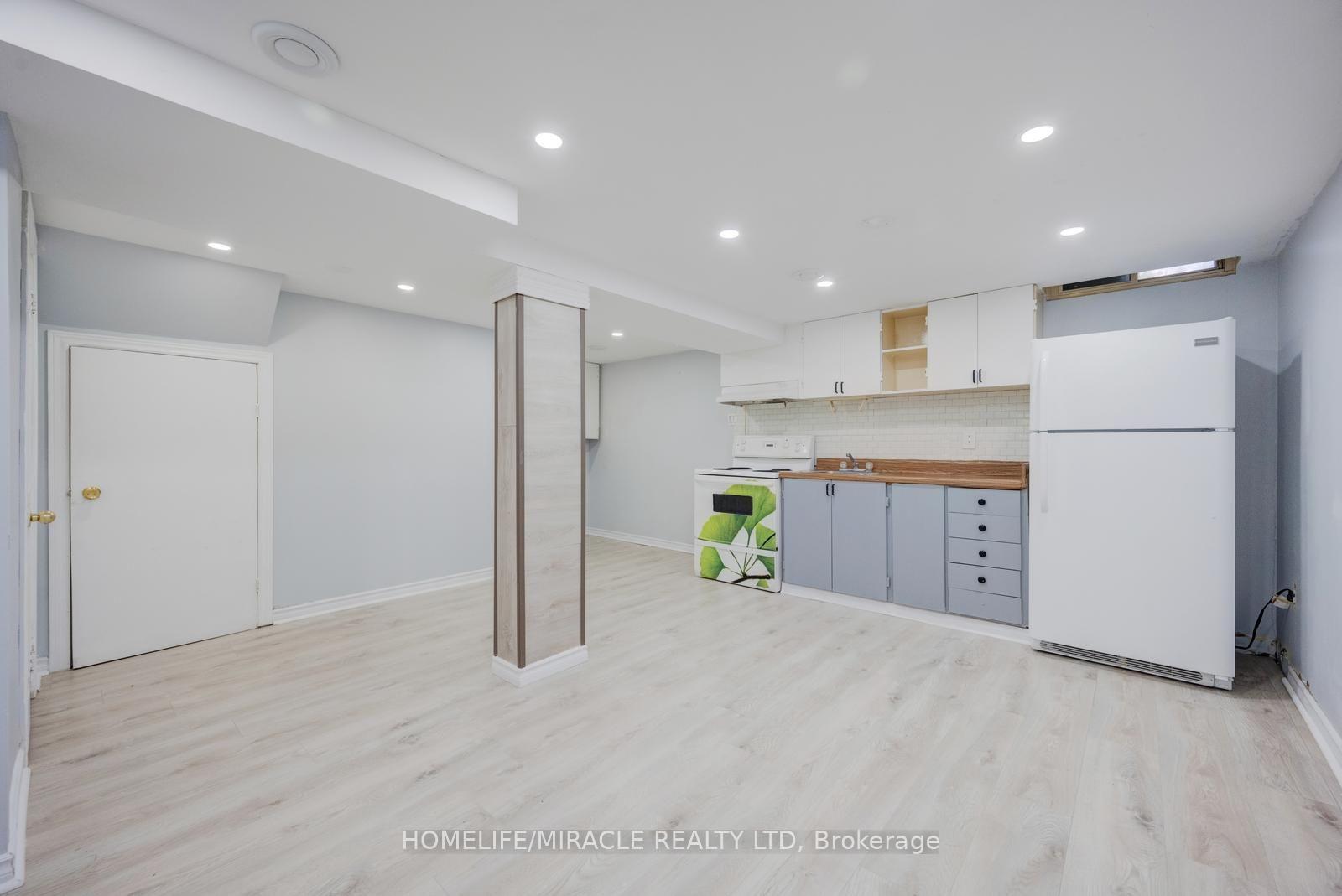 Photo 40 of 46 Jackman Drive, Brampton, Northgate — HOMEH