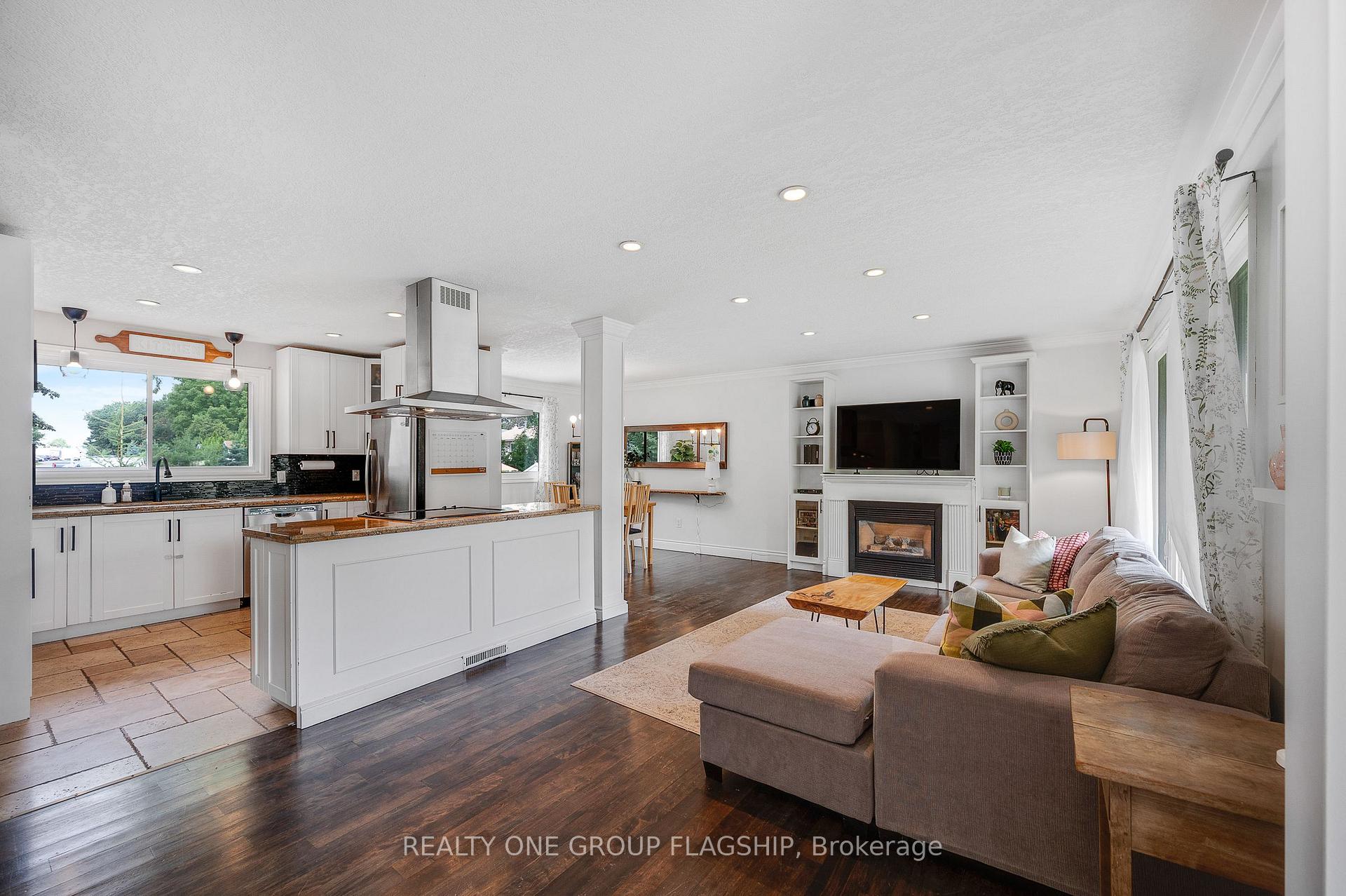 Photo 7 of 118 Princeton Drive, Hamilton, Sherwood — HOMEH
