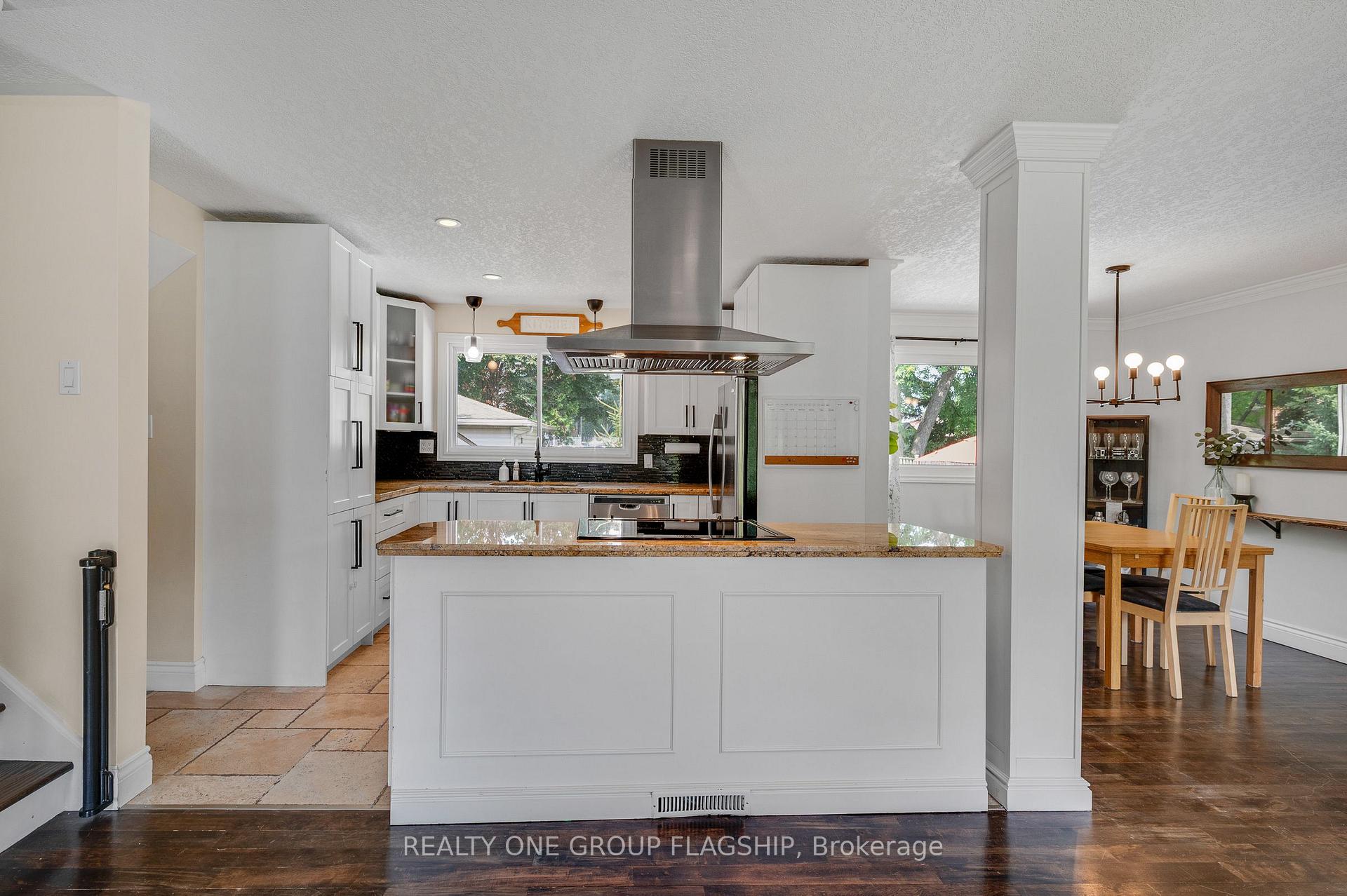 Photo 13 of 118 Princeton Drive, Hamilton, Sherwood — HOMEH