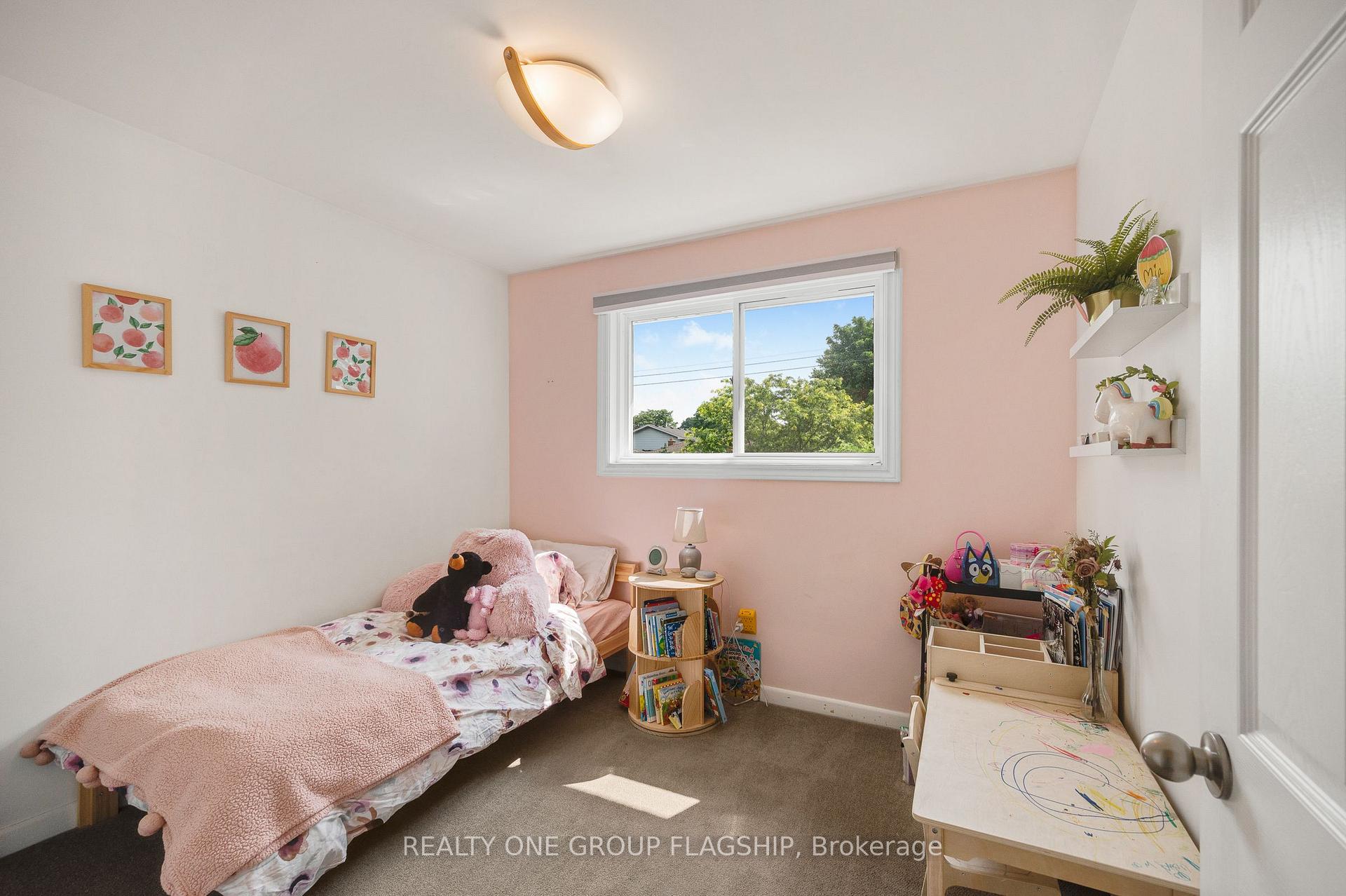 Photo 23 of 118 Princeton Drive, Hamilton, Sherwood — HOMEH