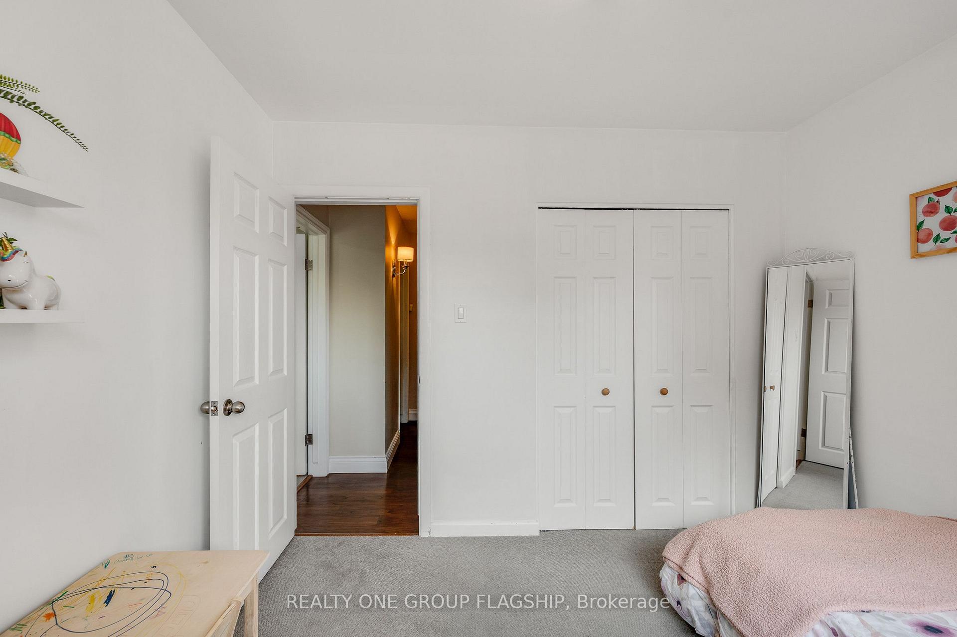 Photo 24 of 118 Princeton Drive, Hamilton, Sherwood — HOMEH