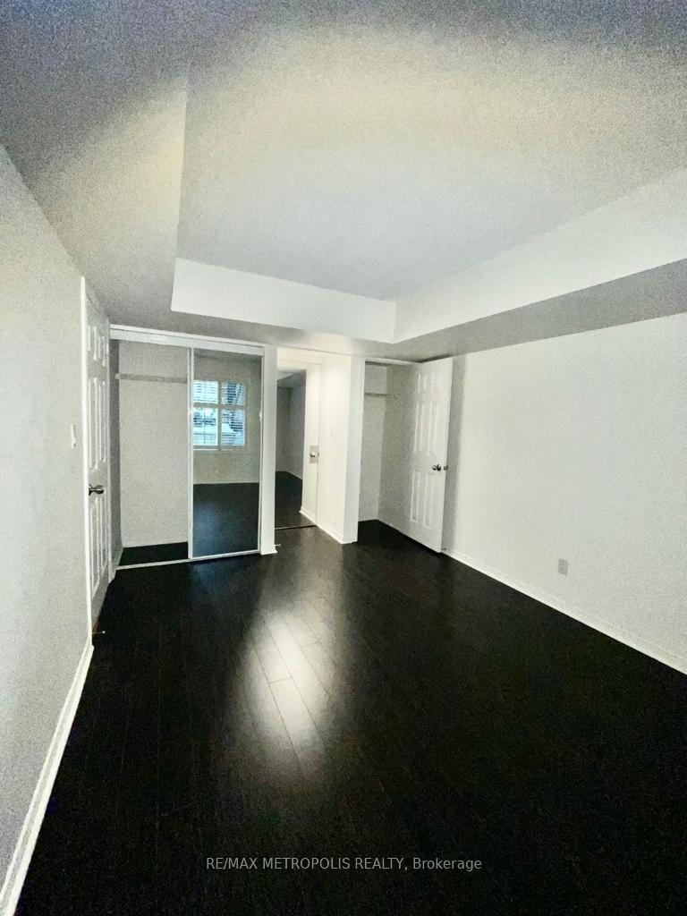 Photo 10 of Unit Th27, 208 Niagara Street, Toronto, Niagara — HOMEH