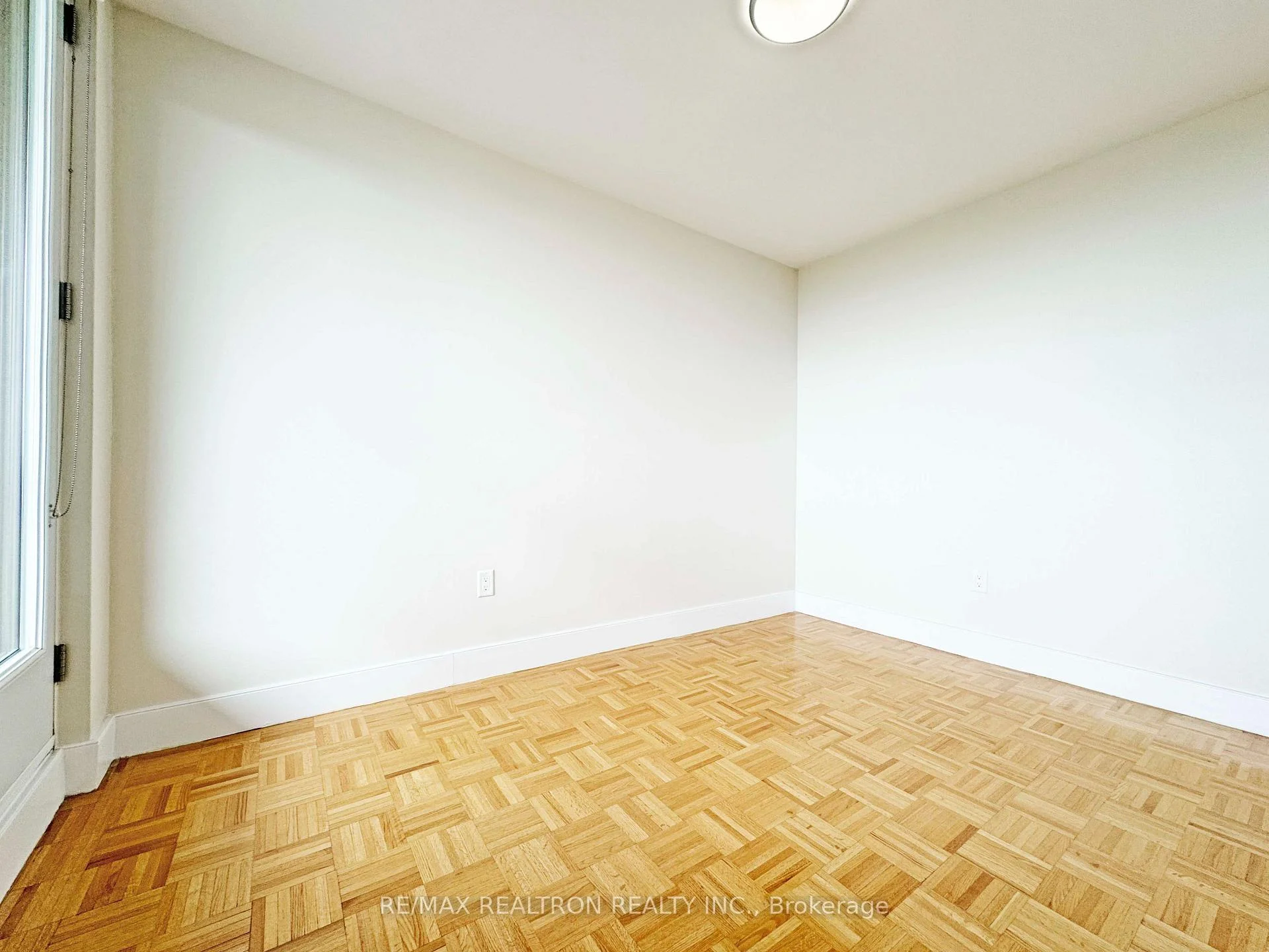 Photo 21 of Unit 1408, 666 Spadina Avenue, Toronto, University — HOMEH