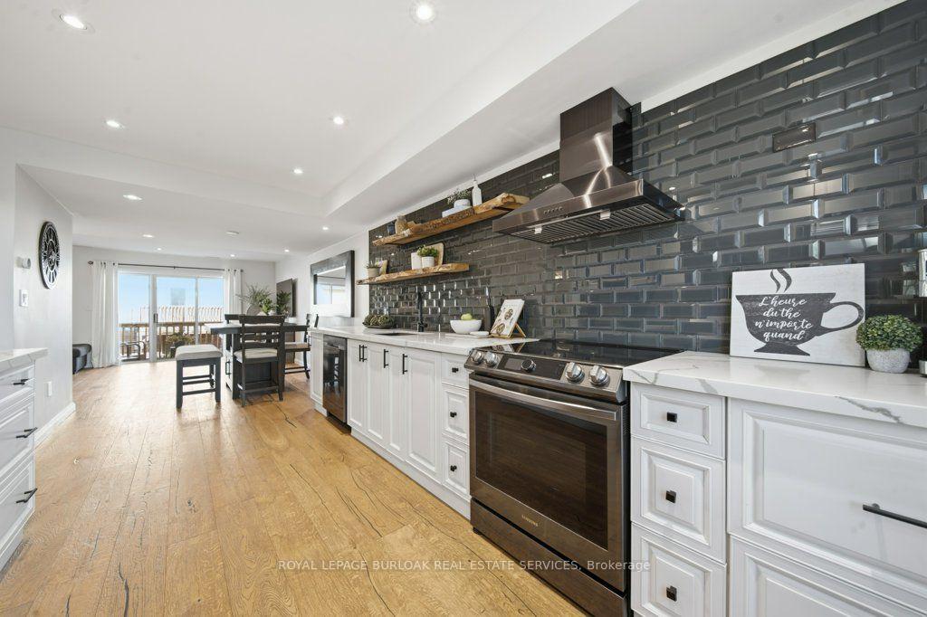 Photo 11 of Unit 25, 4045 Upper Middle Road, Burlington, Rose — HOMEH