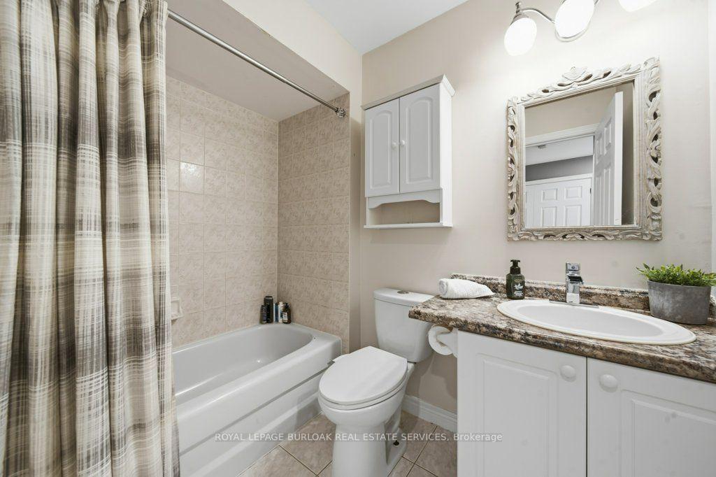 Photo 31 of Unit 25, 4045 Upper Middle Road, Burlington, Rose — HOMEH