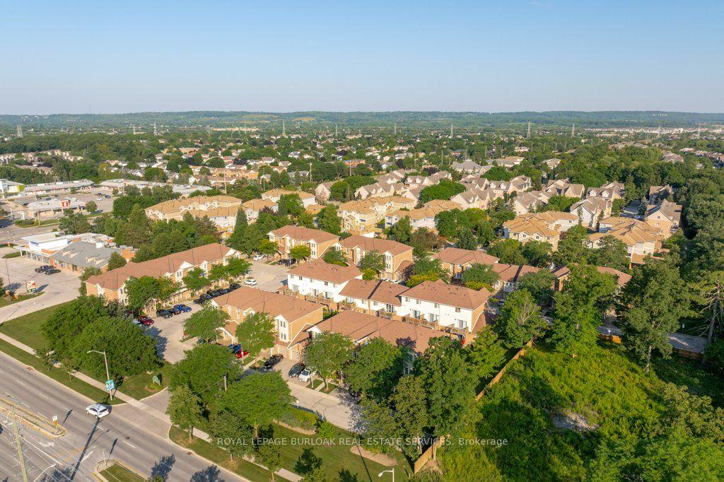 Photo 40 of Unit 25, 4045 Upper Middle Road, Burlington, Rose — HOMEH