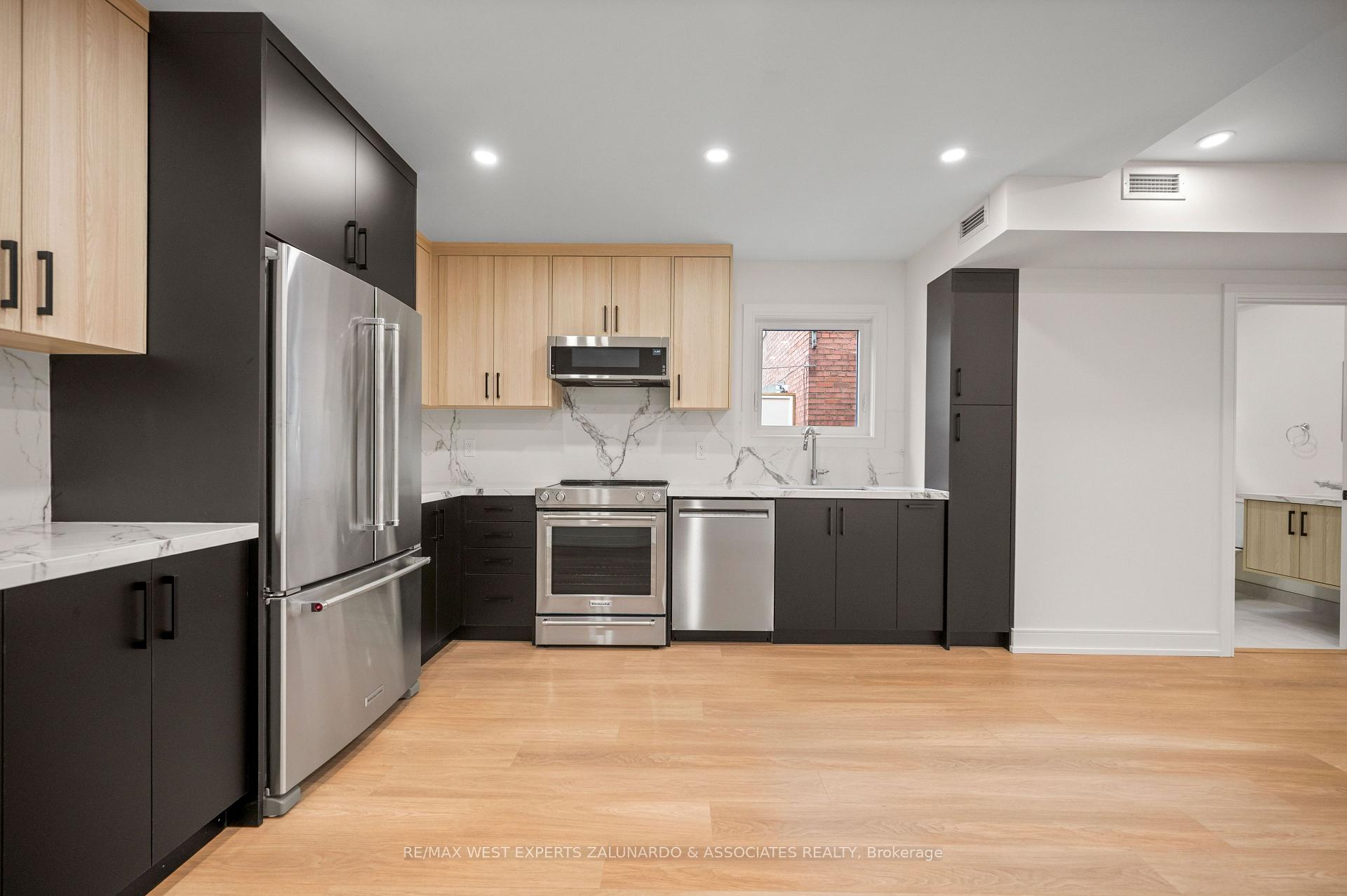 Photo 2 of Unit 2, 412 Glenholme Avenue, Toronto, Oakwood Village — HOMEH
