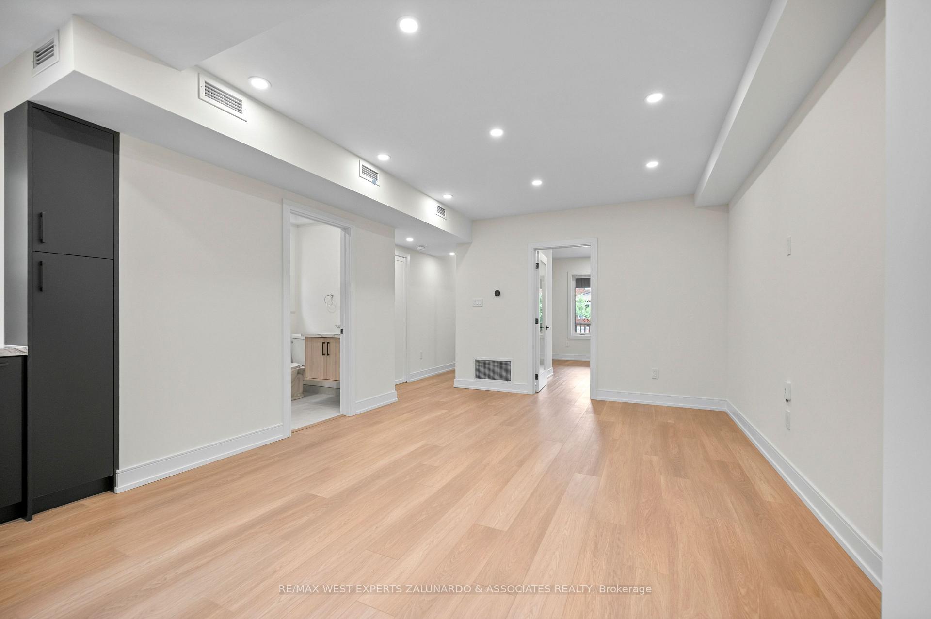 Photo 10 of Unit 2, 412 Glenholme Avenue, Toronto, Oakwood Village — HOMEH