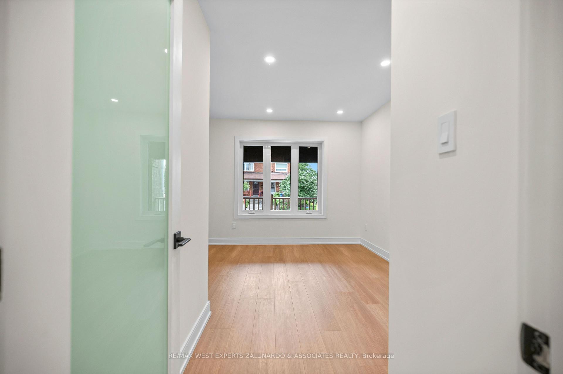 Photo 11 of Unit 2, 412 Glenholme Avenue, Toronto, Oakwood Village — HOMEH