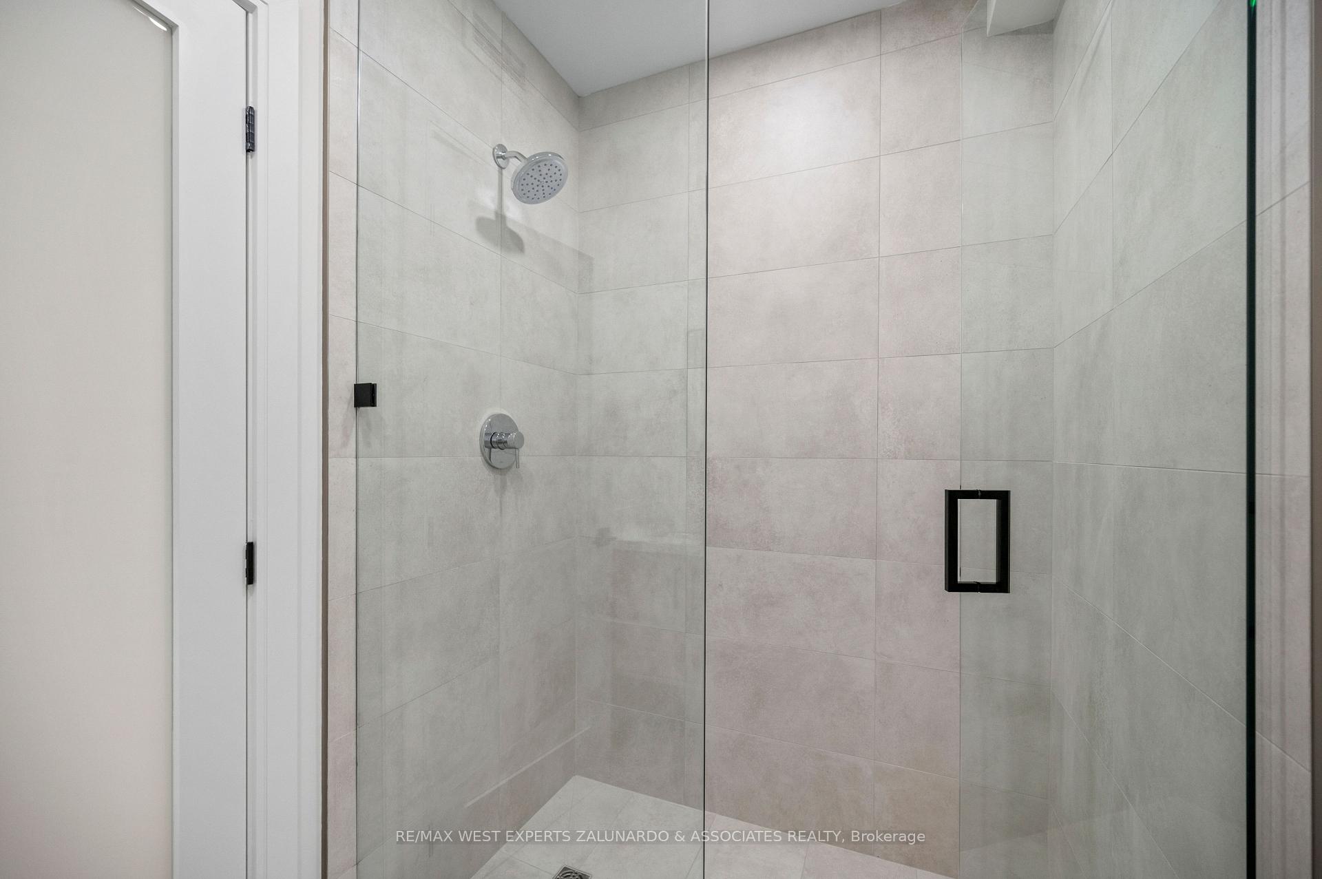 Photo 16 of Unit 2, 412 Glenholme Avenue, Toronto, Oakwood Village — HOMEH