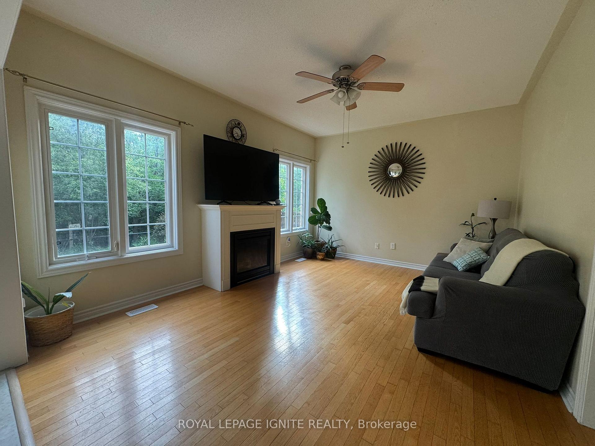 Photo 16 of 90 Sir Jacobs Crescent, Brampton, Fletcher's Meadow — HOMEH