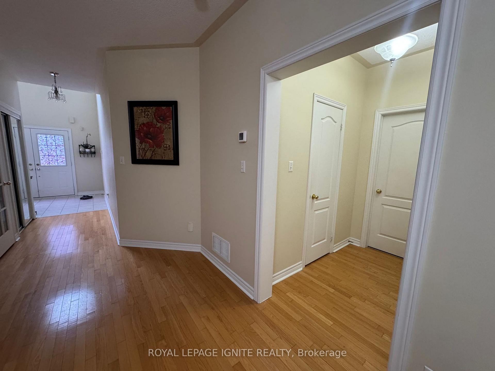 Photo 18 of 90 Sir Jacobs Crescent, Brampton, Fletcher's Meadow — HOMEH