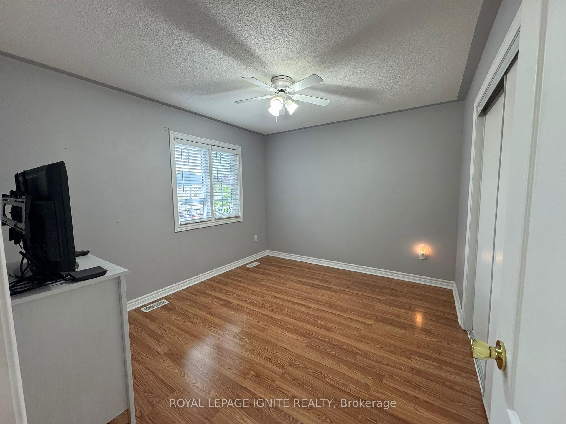 Photo 36 of 90 Sir Jacobs Crescent, Brampton, Fletcher's Meadow — HOMEH