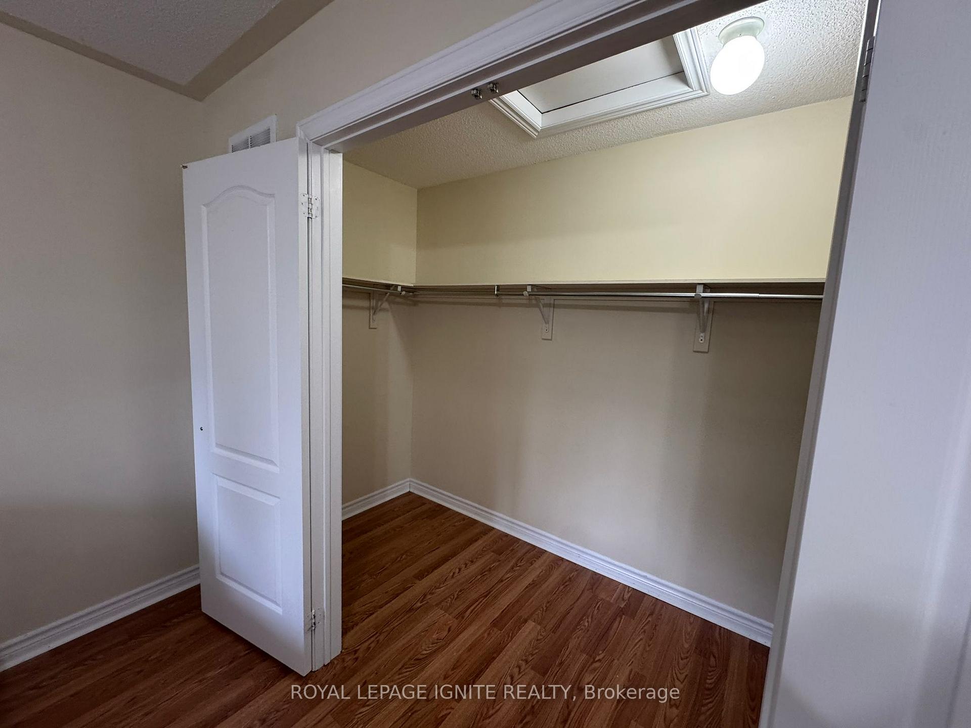 Photo 55 of 90 Sir Jacobs Crescent, Brampton, Fletcher's Meadow — HOMEH