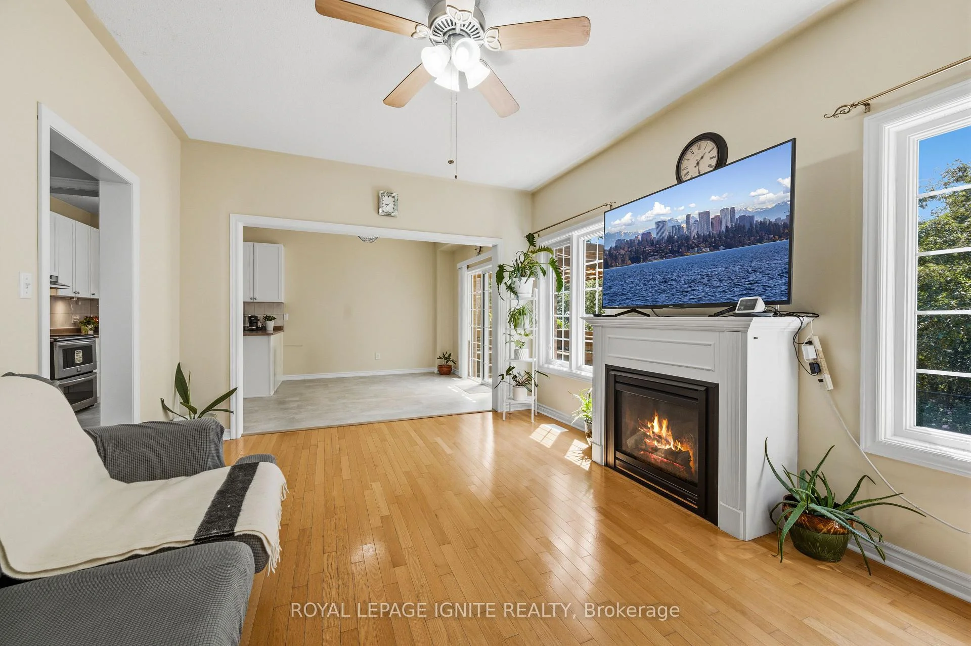 Photo 27 of 90 Sir Jacobs Crescent, Brampton, Fletcher's Meadow — HOMEH