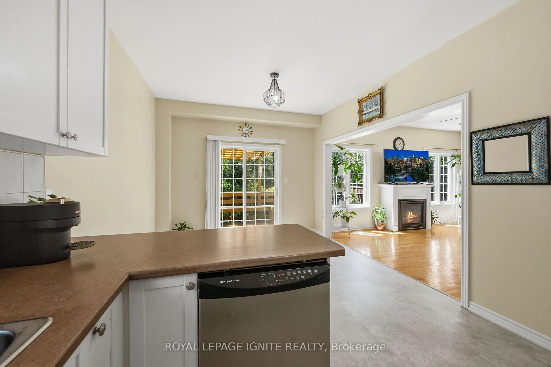 Photo 40 of 90 Sir Jacobs Crescent, Brampton, Fletcher's Meadow — HOMEH
