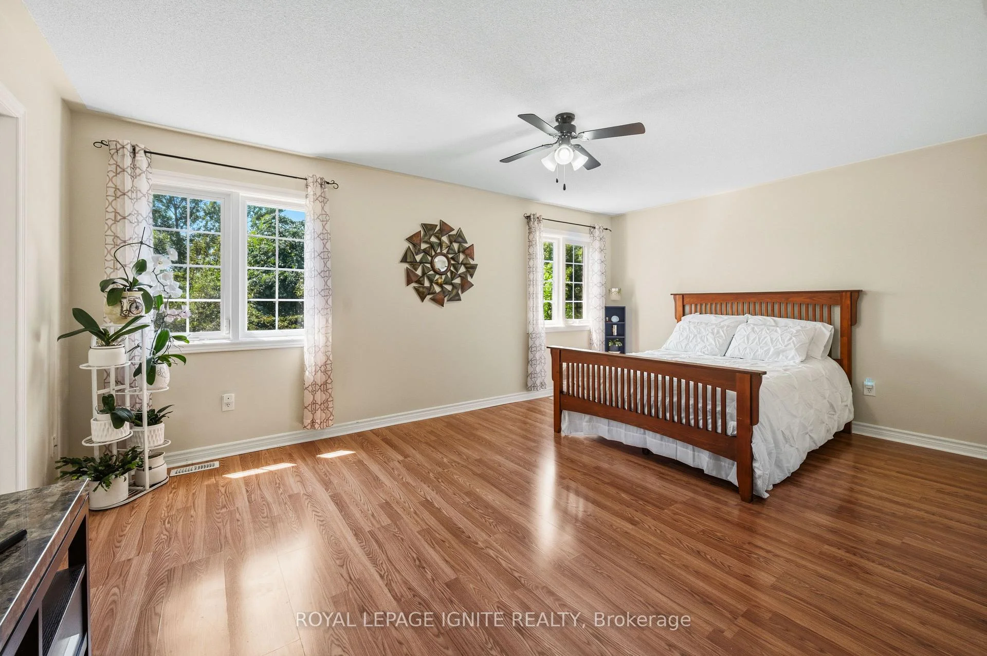Photo 54 of 90 Sir Jacobs Crescent, Brampton, Fletcher's Meadow — HOMEH
