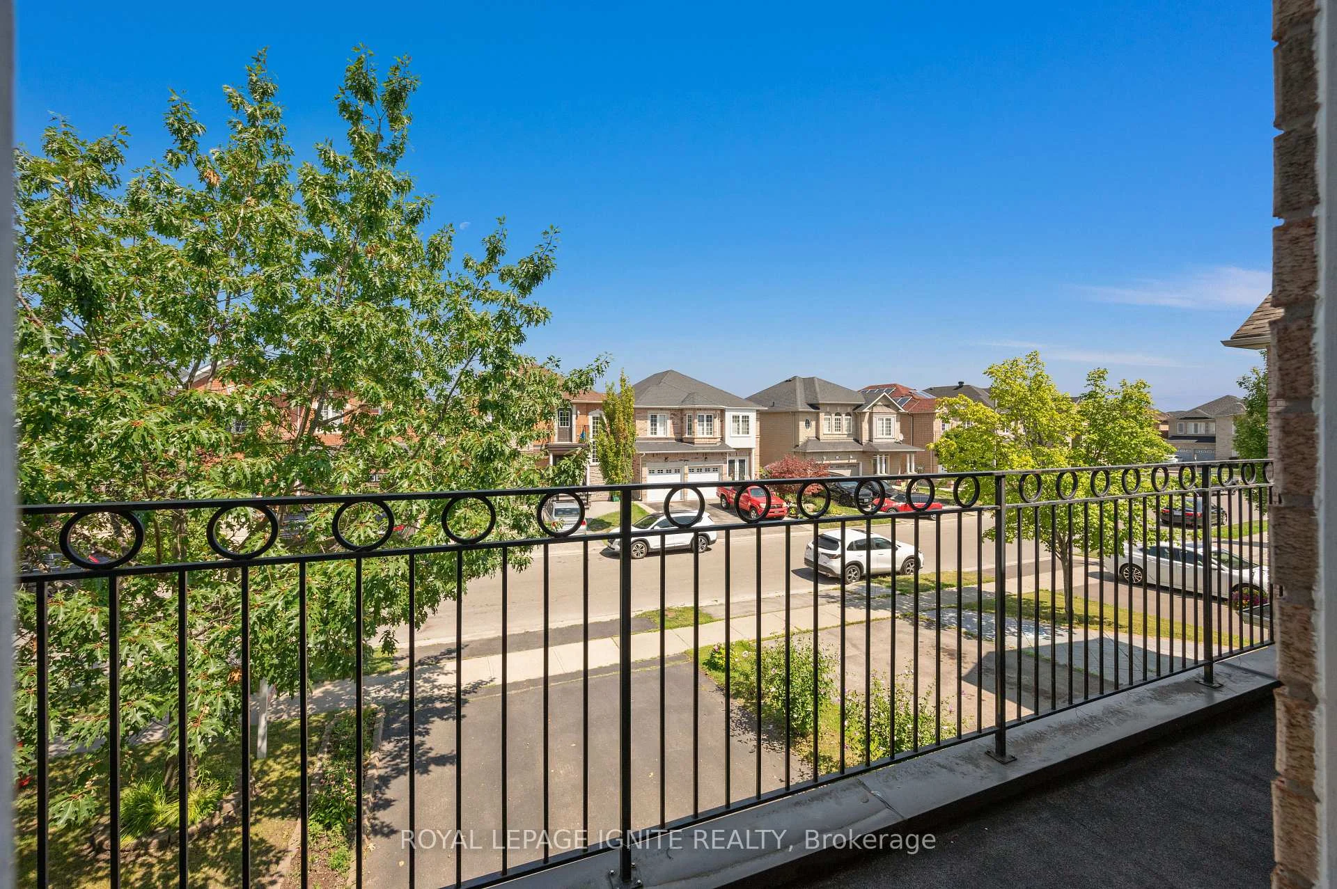 Photo 100 of 90 Sir Jacobs Crescent, Brampton, Fletcher's Meadow — HOMEH